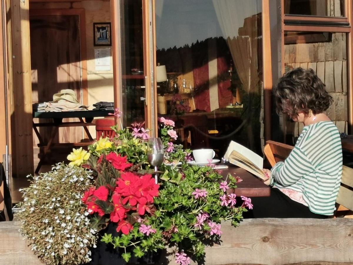 Hotel Feeling Cone Jurkalne Zewnętrze zdjęcie