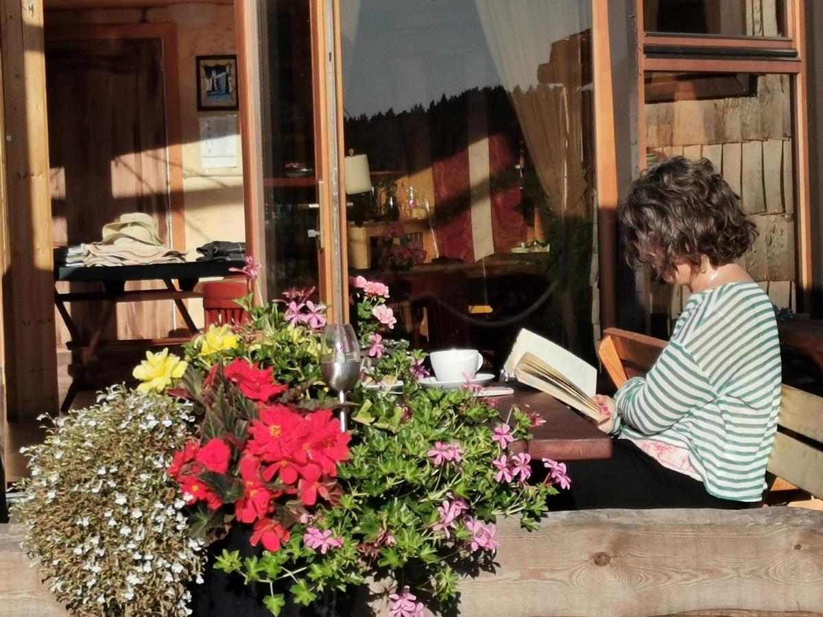 Hotel Feeling Cone Jurkalne Zewnętrze zdjęcie